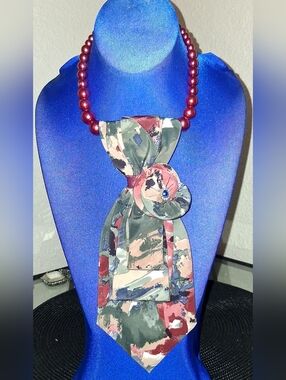 👔 IT'S A SALE!! DEBONAIR TIE NECKLACE 👔